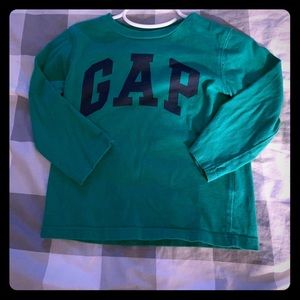 3T GAP green long sleeve shirt gender neutral cute